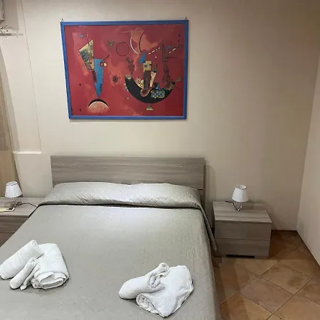 펜션 Leontini House *