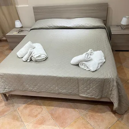 Holiday home Leontini House